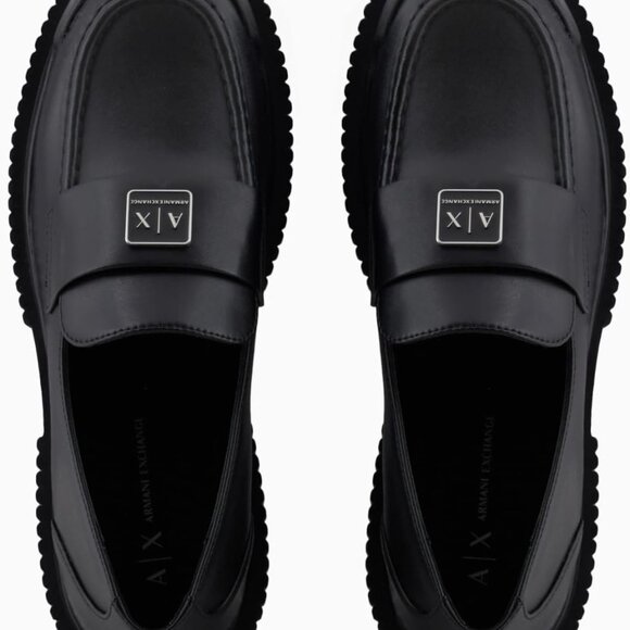 Women's Leather Loafer Size 8.5 Chunky Sole Pull-On Slip-On Trendy - Picture 4 of 5